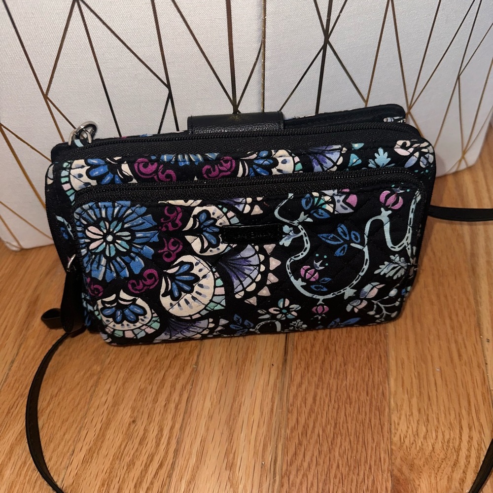 Verabradly purse with black purple,blue and white design